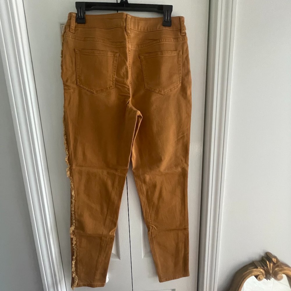 Womens size 8 Regular by LOGO.